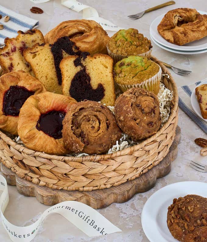 Breakfast gift delivery with package mix, coffee, syrup and more. 