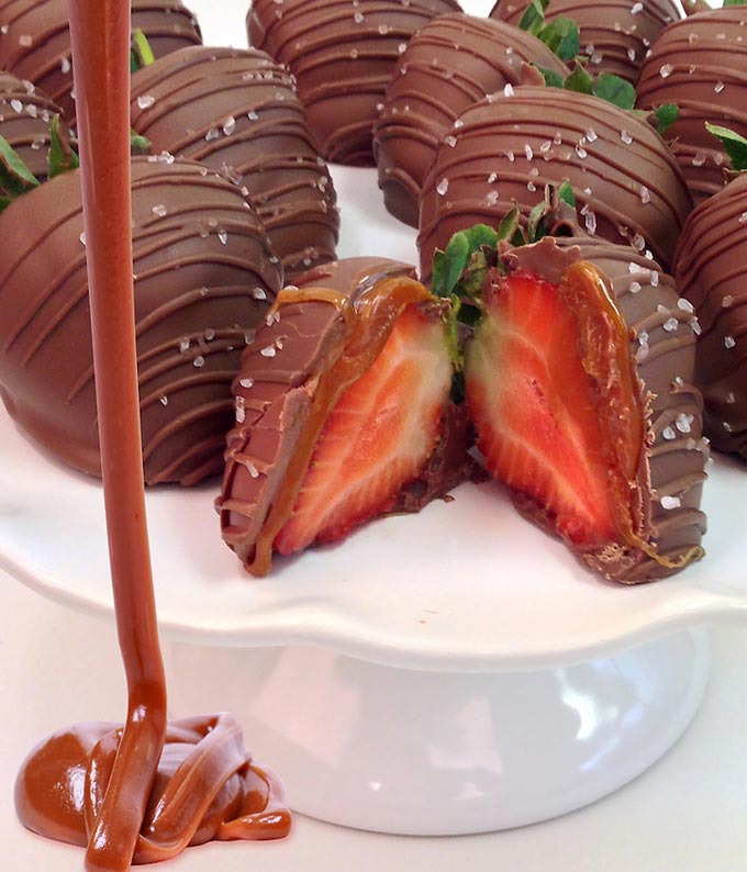 Sea Salt & Caramel Chocolate Covered Strawberries - 12 Pieces