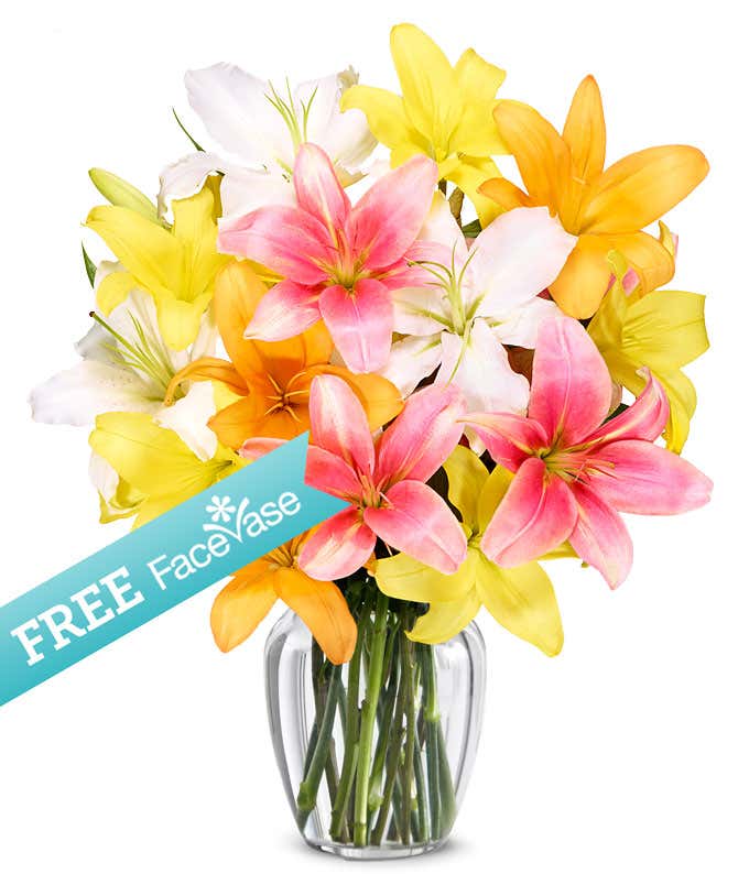 Stunning Lily Bouquet with Free Facevase