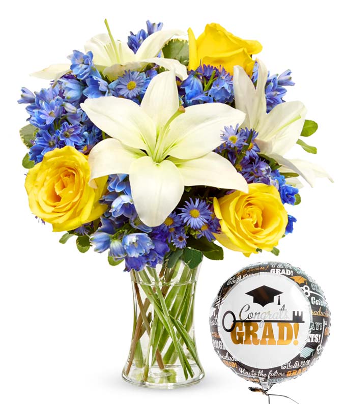 Graduation Bouquet & Balloon