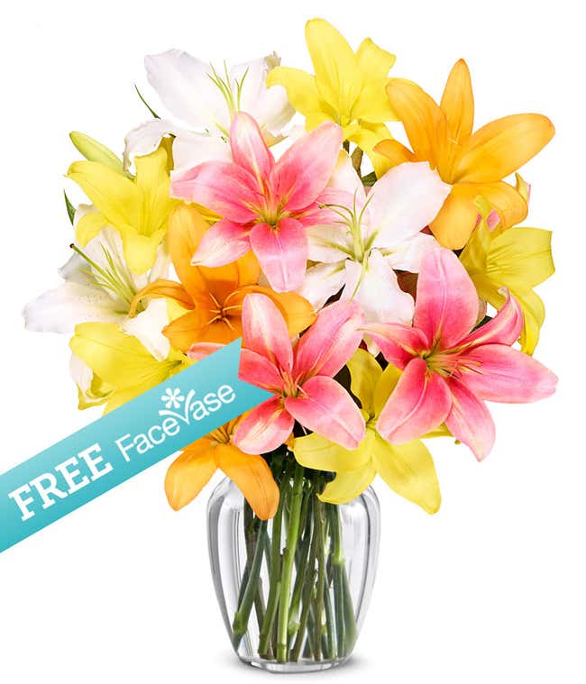 Stunning Lily Bouquet with Free Facevase