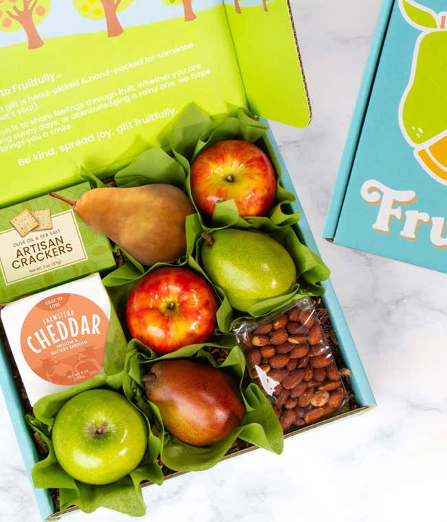 A wonderful Pear Gift Basket